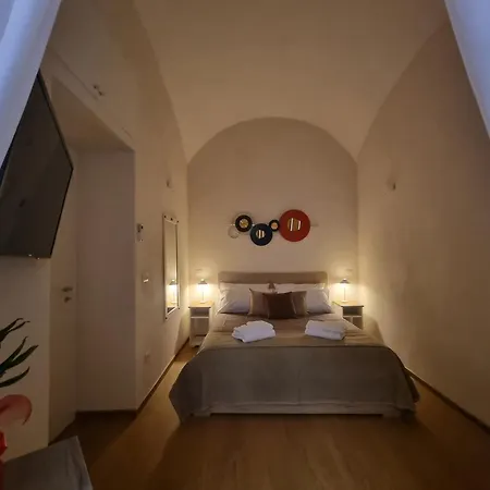 La Casa De La Abuelita * Napoli